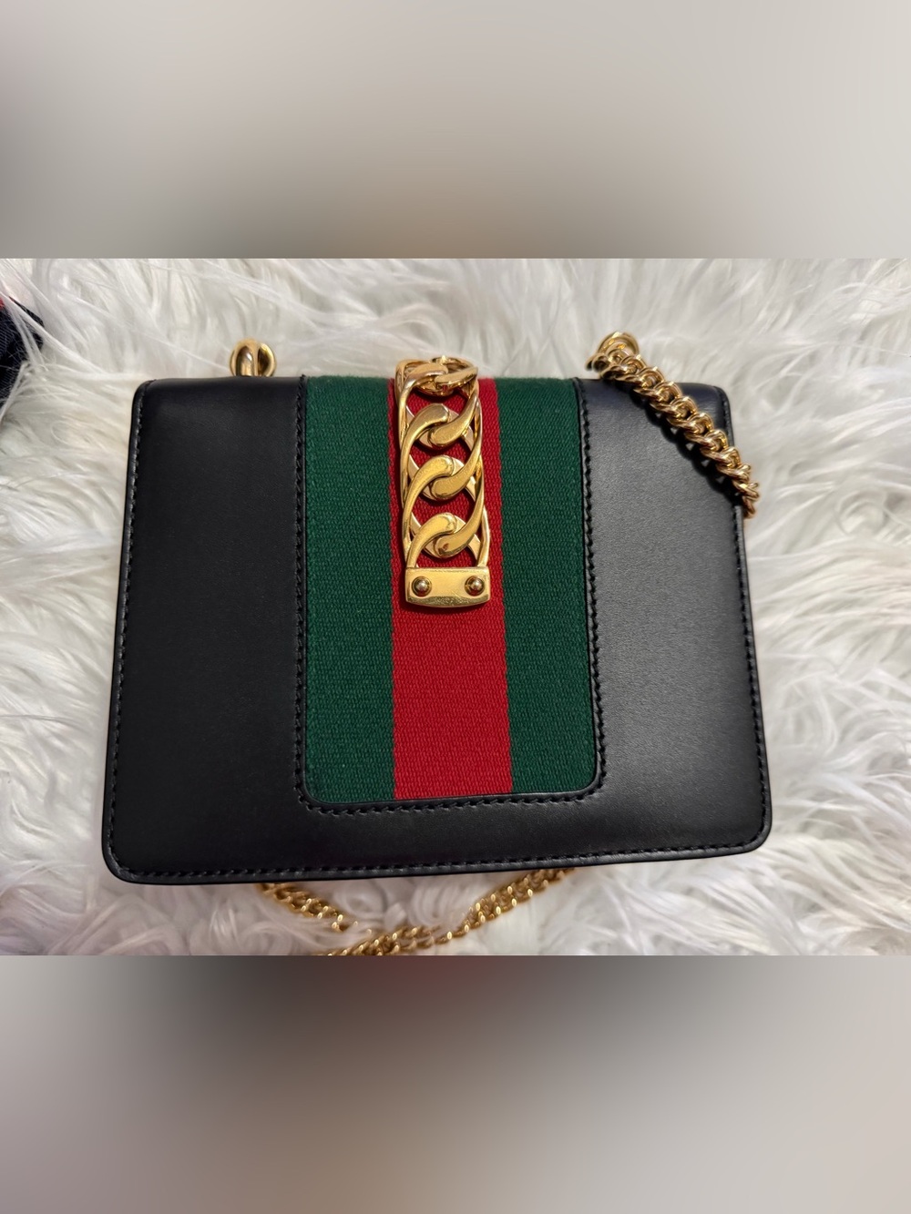 GUCCI Black Leather Sylvie Shoulder Bag / Crossbody - Picture 7 of 16